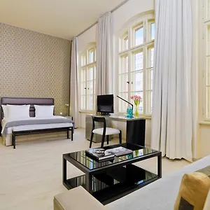 **** Aparthotel H10 Ku'damm Lofts Germania